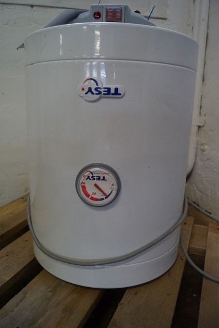 Electric water heater mrk. TESY, 30 L. 1200 W.