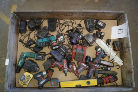Various battery tools, not tested.