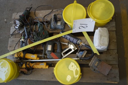 Various electric tools, not tested, and powder part, etc.