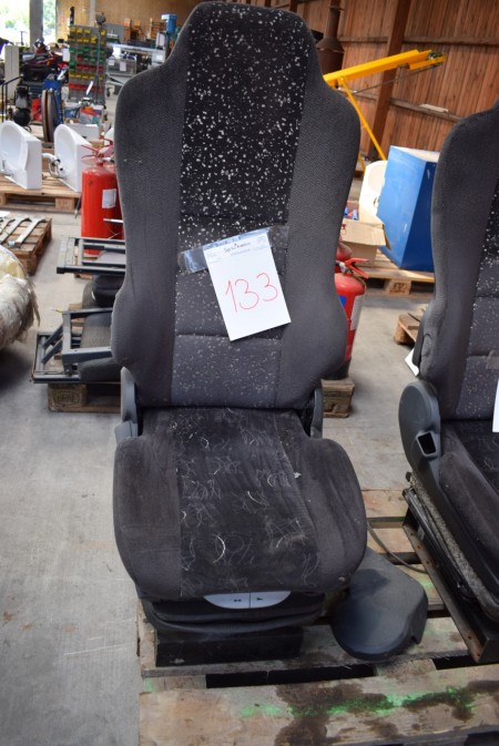 The seat construction to the air