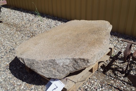 Granite stone L: 1.5 B: 1.1 H: 0.35 m. NOTE ANOTHER ADDRESS.