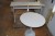 Skrivebord 130x50 cm højde justerbart + rundt bord