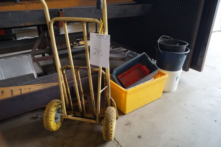 Sack wagon + plastic boxes and buckets