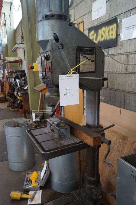 Column drill with four drill for flange drilling, brand Cordia SL30VG