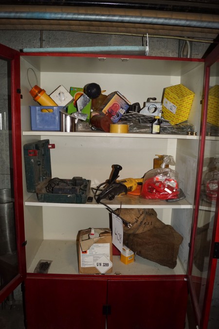 Contents in cabinet, angle grinder, AKKu screwdriver and more (Made in basement)