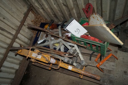 Palle with various lifting pliers + rocks