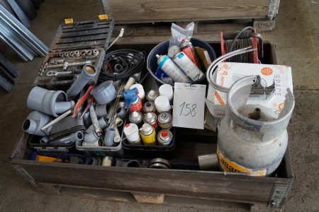 Various lubricants, cable drum, wrench kit, mixer battery and more