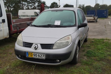 Renault Senic 1,9 Dci, årg. 2005, km 247.800, reg. nr. FD90627