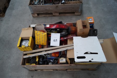 Pallet with various electrical appliances, lights, flashing beacon, etc.