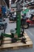 Hydraulic log splitter, vertical with extra knife