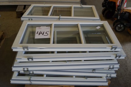 Window frames H: 96 B: 48.5 cm., 14 frames