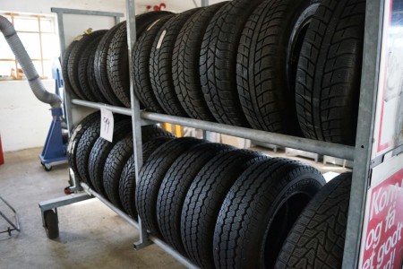 Tire rack with tire, length 2.41 m, width 63 cm