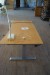 Hæve/sænkebord 160x90 cm. Virker + Luxo lampe