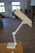 Hæve/sænkebord 160x90 cm. Virker + Luxo lampe