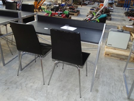 1 table 120 cm with 2 chairs in wood