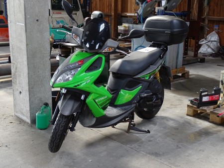 Motorcycle marked. KYMCO Super 8 125 HS 16920, Vol. 2011. Km: ca. 7600