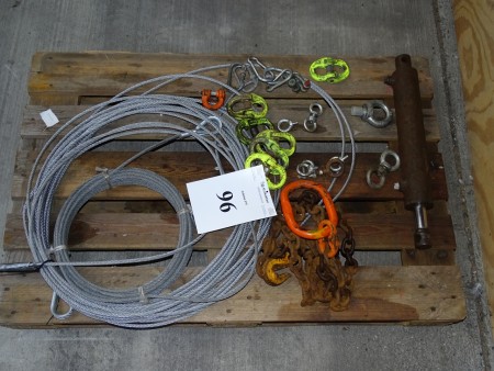 25 m + Wire various lifting tackle + cylinder for rapid switching to Volvo