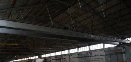 Traverse crane 3200 kg. Mark Demag, stretch about 20m.