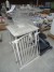 Wecamp klapsammenstol, affaldsstativ i stål, bord på hjul L 65 x B 58 cm + Børnegitter mm