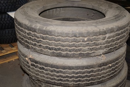 2 pcs Michelin load car tire XZA 255 / 70R22.5