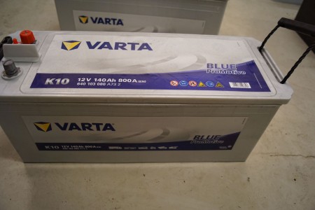 Varta K10 12 volts 140 AH 800 A 51x18,5x22 cm