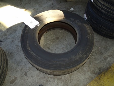 1 piece. tire Firestone 315 / 70R22.5