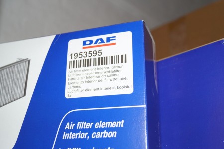Indhold på 1 fag stålreol Oliefiltre, Luftfilter, Brændstoffiltre Adbluefiltre Luftfiltermotor.