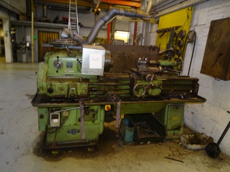 Lathe MAS. Turntable approx. 1 meter. Gennemboring 40 mm + cabinet with accessories