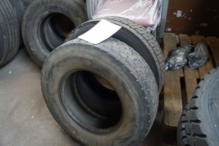 2 pcs. tire Michelin 23.5 / 75 R17.5 XZE1