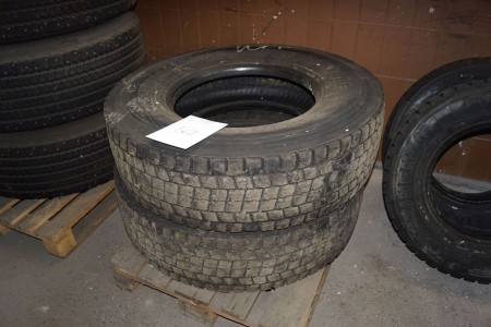 2 Stück Reifen Bridgestone. M729. 315/80 R22.5