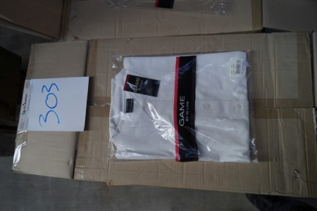 3 Boxen Polo-Shirts Spiel, weiß. 1 x M, 1 x L, 1 x XL (30 Stück / Karton)