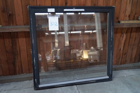 Window top-mounted B 140 x H 132.5 + frame