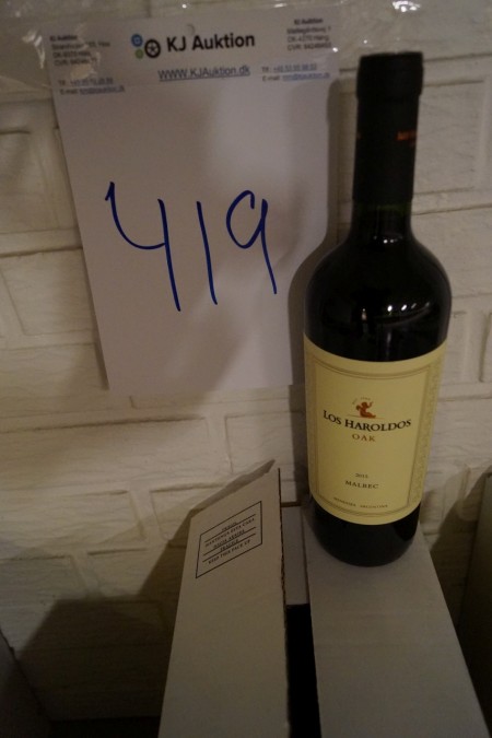 14 bottles of red wine, Los Haroldos OAK, 2015