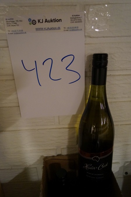 12 bottles of White Wine Hunter`s Creek, Chardonnay