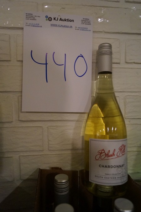 12 bottles of White wine, Blush Hill, Chardonnay