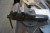 Werkstatttisch mit 2 Stück Schraubendreher, ohne Inhalt L: 200 H: 89 T: 59 cm.