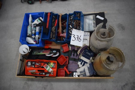 Various hand tools, work gloves, spotlight + 2 pcs. gas bottles and various chemicals