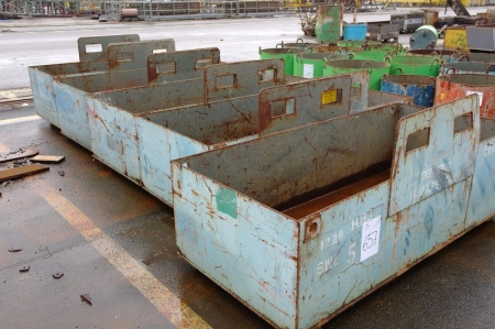 (5) steel containers for the crane and truck max 5 ton