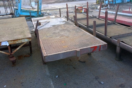 Heavy duty trolley, app. 1.2 x 4 meter. Content not included