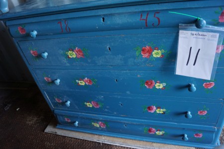 Drawers chest of drawers H 123 cm B130 cm D 52 cm.