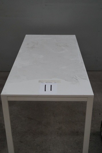 Spisebord, laminat. 175,5x74 cm.