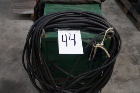Megatronic KME 400 CO2 welding machine with cables. Condition: OK.