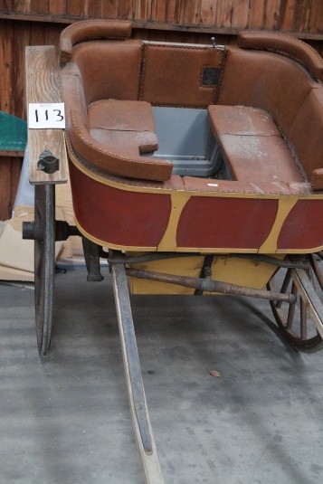 Horse-drawn carriage. 163x360 cm. ca.