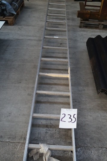 12 meter pulling ladder