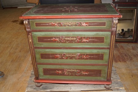 Antique chest of drawers with 4 drawers and mirror. chest of drawers b: 96.5 h: 90: 50 cm mirror h: 102 b: 76 cm