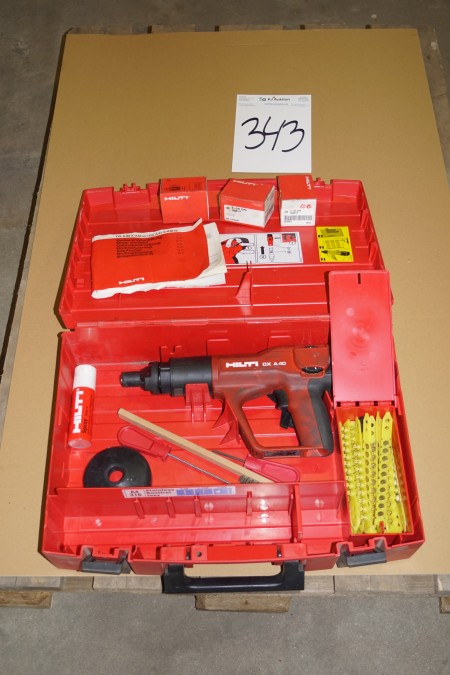 HILTI gun gun model: DX A40 with cartridges and nails