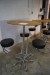 3 runde Couchtische ca. H: 120 Ø: 80 cm mit 8 Cafés, die Tische können in 3 Teile geteilt werden