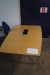 Schreibtisch Tisch Kabelhüllen eingebaut L: 200 B: ca. 120 H: 72 cm + Bürostuhl