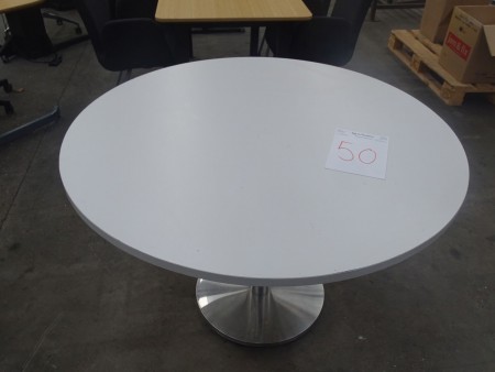 Rund bord, i hvid laminat. Diameter på 110cm. Højde: 75cm. 