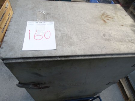 Tool Box. Galvanized. 80x50125 cm.